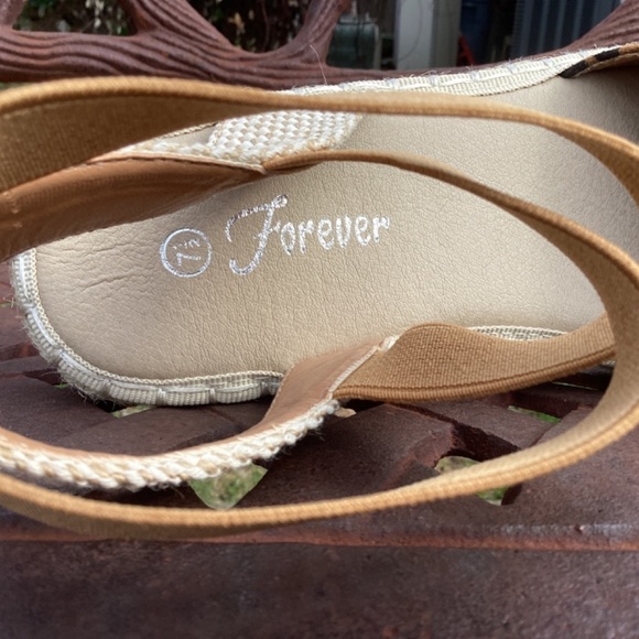 💋NWT BTQ Forever Platform Jute Vegan Suede Leopard Print Ankle Strap Sandal - Picture 9 of 10